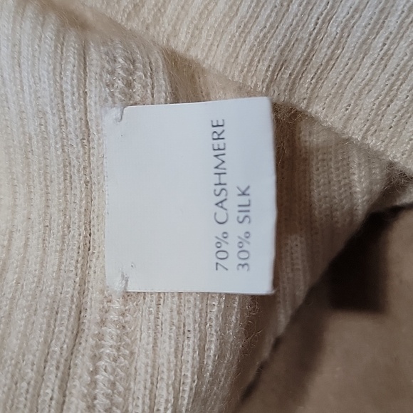 TSE Size S Cream Colored Cashmere & Silk Mock Neck Long Sleeve Knit Top/Sweater - Picture 10 of 12